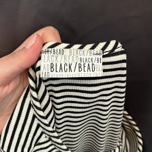 50% OFF M BOUTIQUE DRESS - Picture 2 of 2